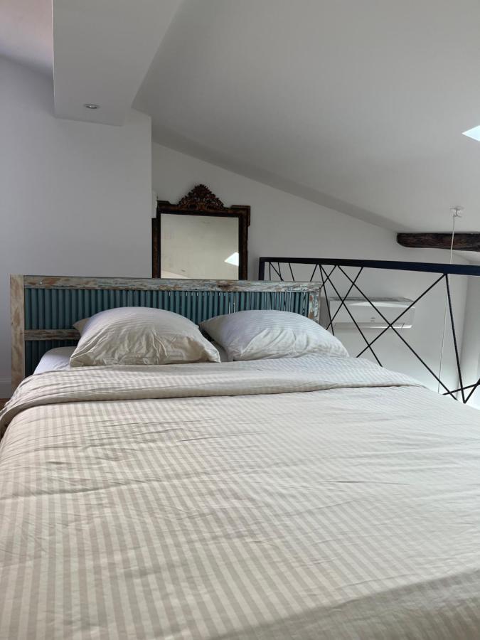 Duplex Avec Vue Sur Les Arenes Apartamento Arles Exterior foto