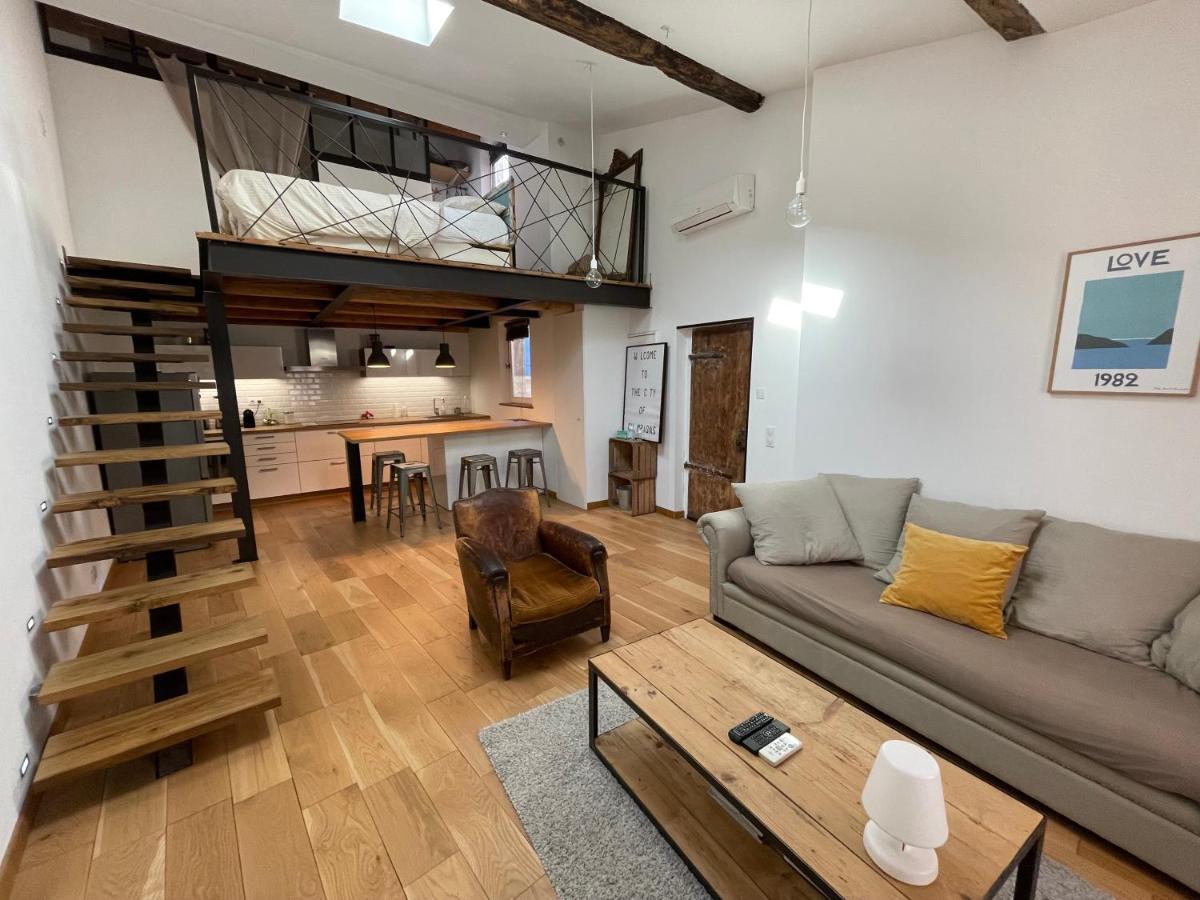Duplex Avec Vue Sur Les Arenes Apartamento Arles Exterior foto