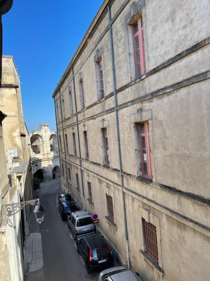 Duplex Avec Vue Sur Les Arenes Apartamento Arles Exterior foto