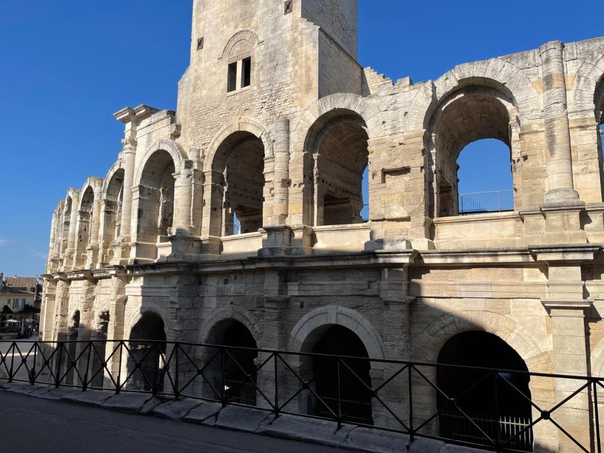 Duplex Avec Vue Sur Les Arenes Apartamento Arles Exterior foto